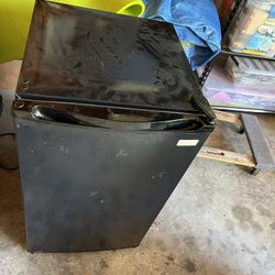 Mini Refrigerator 