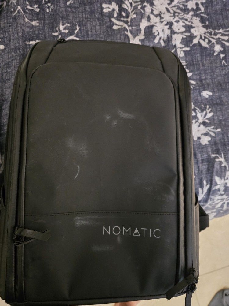 Nomatic Travel Backpack 20L -30L