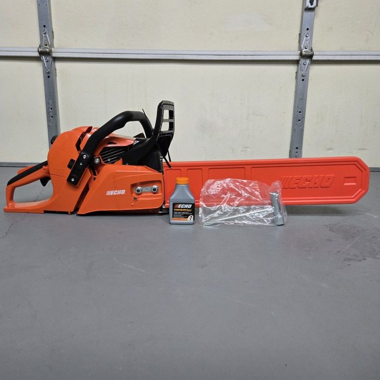 Echo Timber Wolf 20 in. 59.8cc Gas 2-Stroke Cycle Chainsaw CS-590