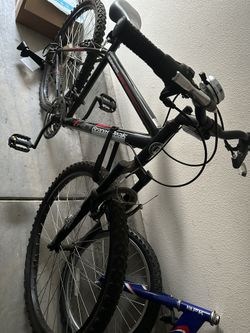26" Roadmaster Granite Peak Mountain Bike