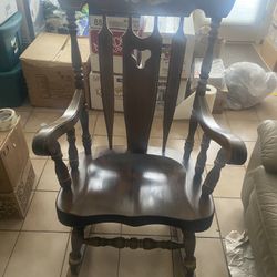 Vintage S.Bent Bros Rocking  Chair In Excellent Condition. 