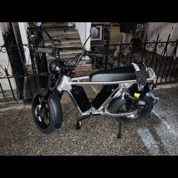 Ad Title: 🚲 Juiced Bikes HyperScrambler 2 – Dual Battery, Premium Upgrades & Anti-Theft Protection – $1,500