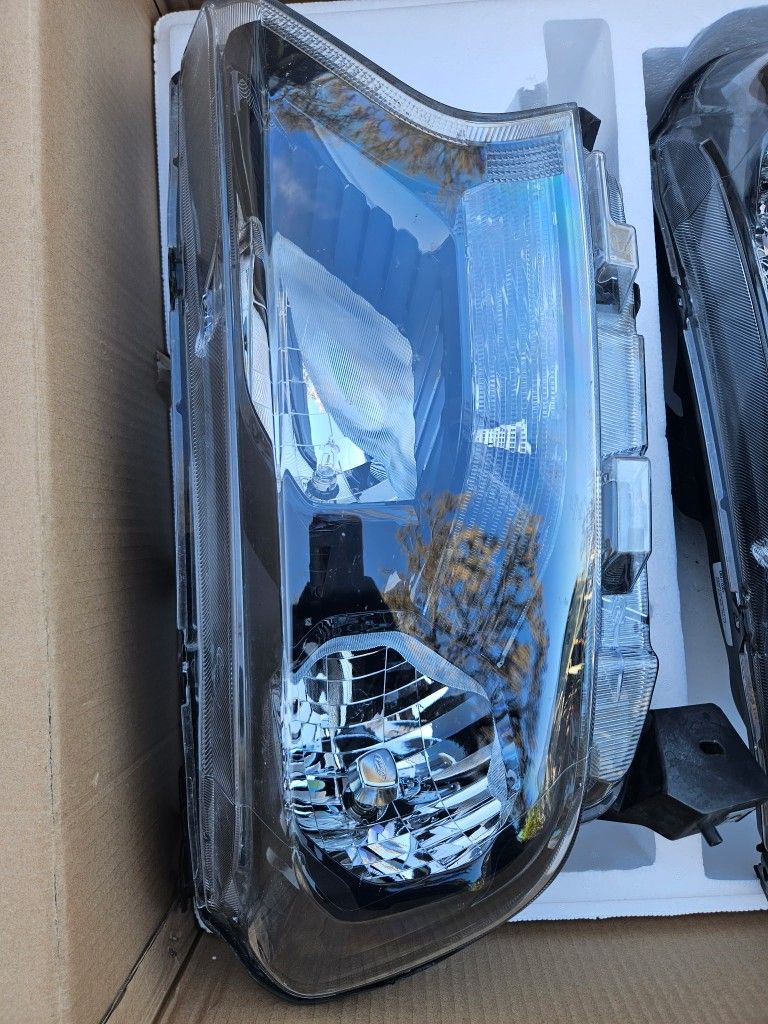 Ford Ranger Headlights