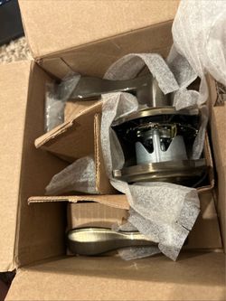 Schlage F51A Keyed Entry Door Lever Antique Brass New In Box