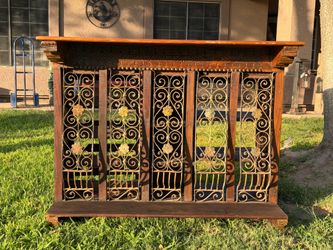 Rustic Potato Barn Solid Wood Bar/Wine Cabinet