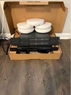 Araknis PoE Network System with 5 PoE Wi-Fi Access Points