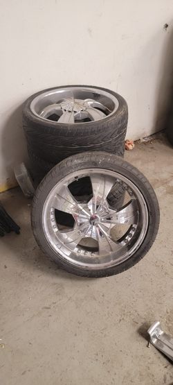 22' Chrome Rim (No Bends Or Cracks) 