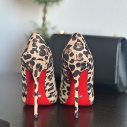 Heels Cheetah And Red Soles 