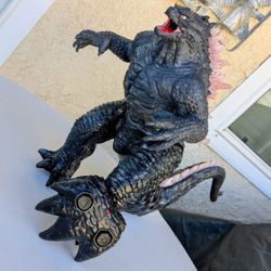 GODZILLA x KONG - Remote Control 14" Godzilla w/Heat-Ray Breath Light & Sound R/C Stomping Action • RC Toys, Action Figures, Monsters, Hobbies, Robots