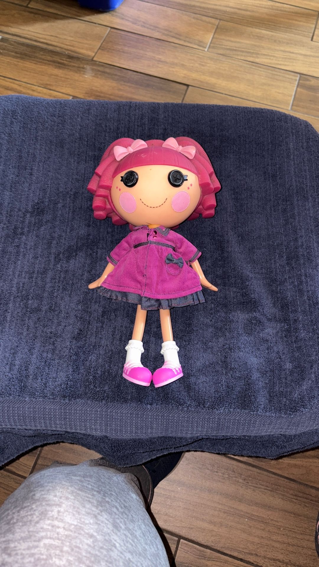 Lalaloopsy doll with clothes and shoes