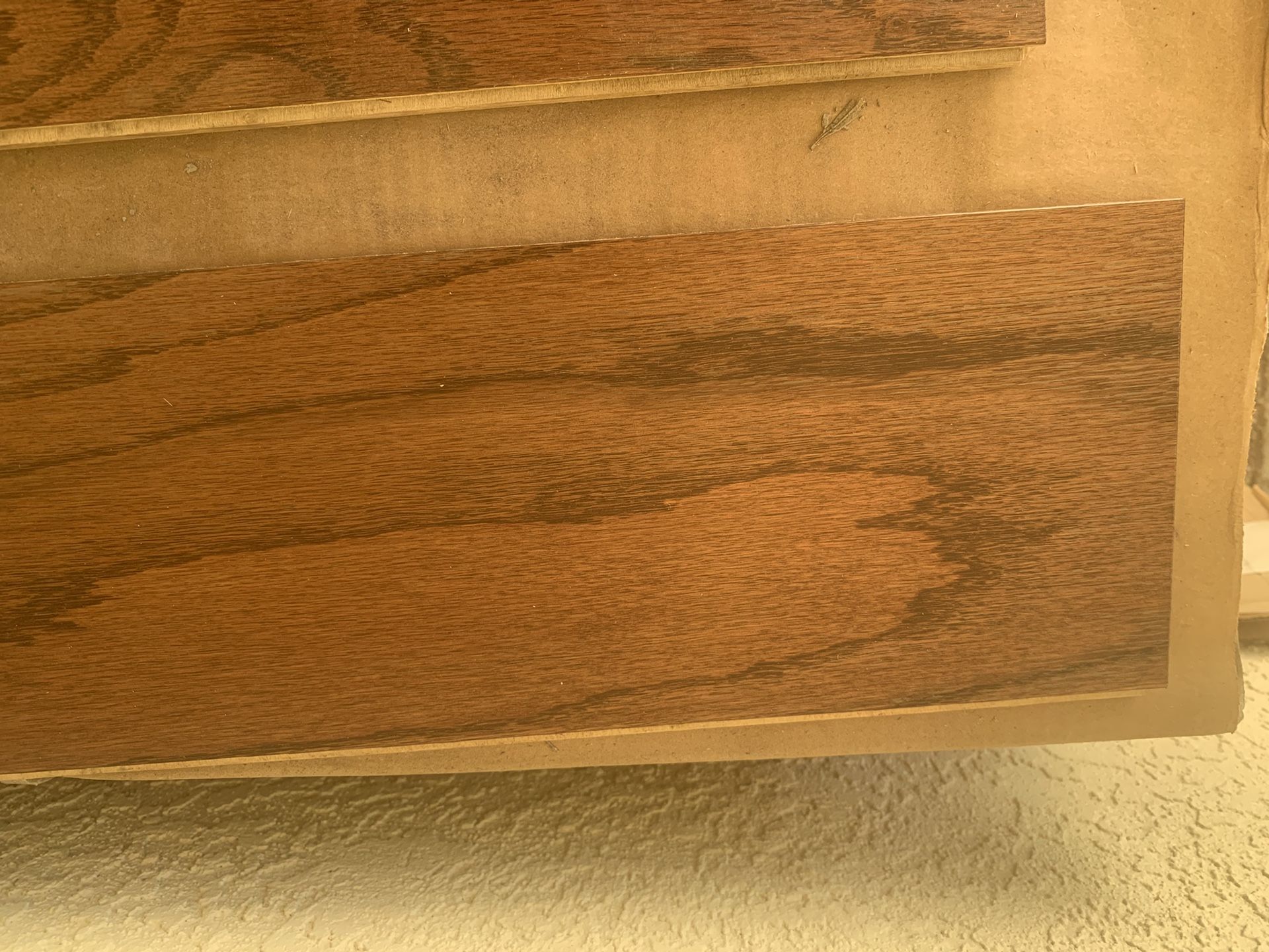 Red Oak Hazelnut 128sq Ft Wood Floor, MADE IN USA
