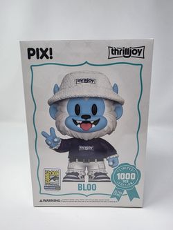 SDCC 2025 THRILLJOY EXCLUSIVE PIX! BLOO w/ HAT LE 1000