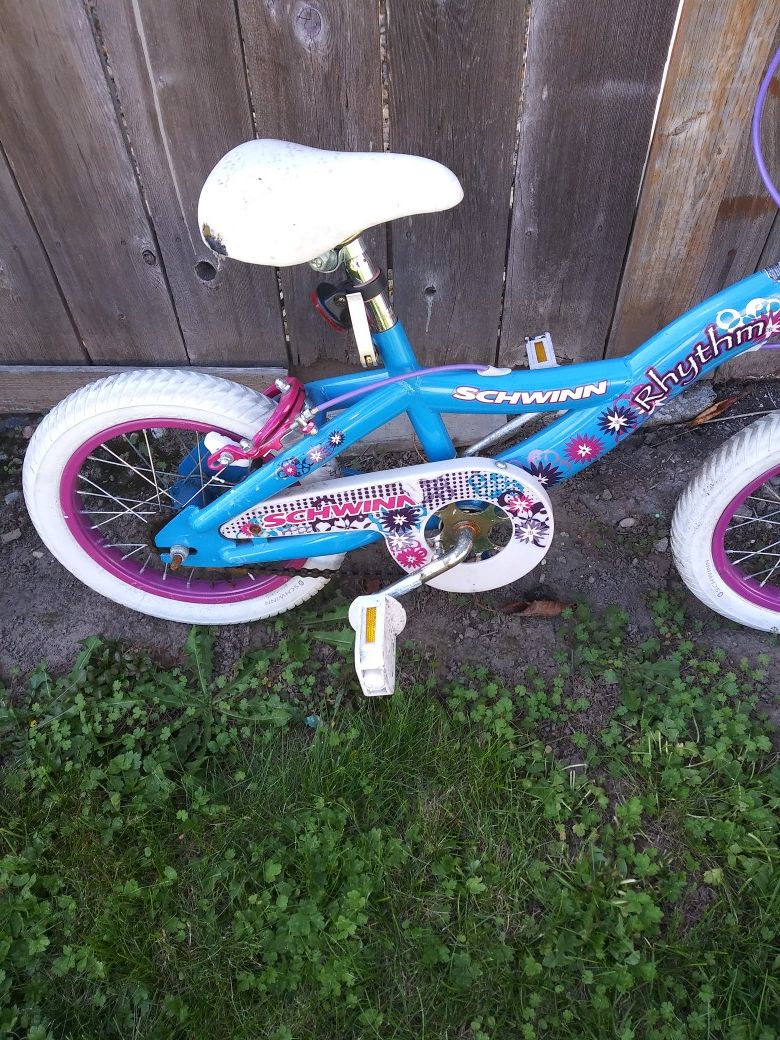 Little girl's Schwinn bike