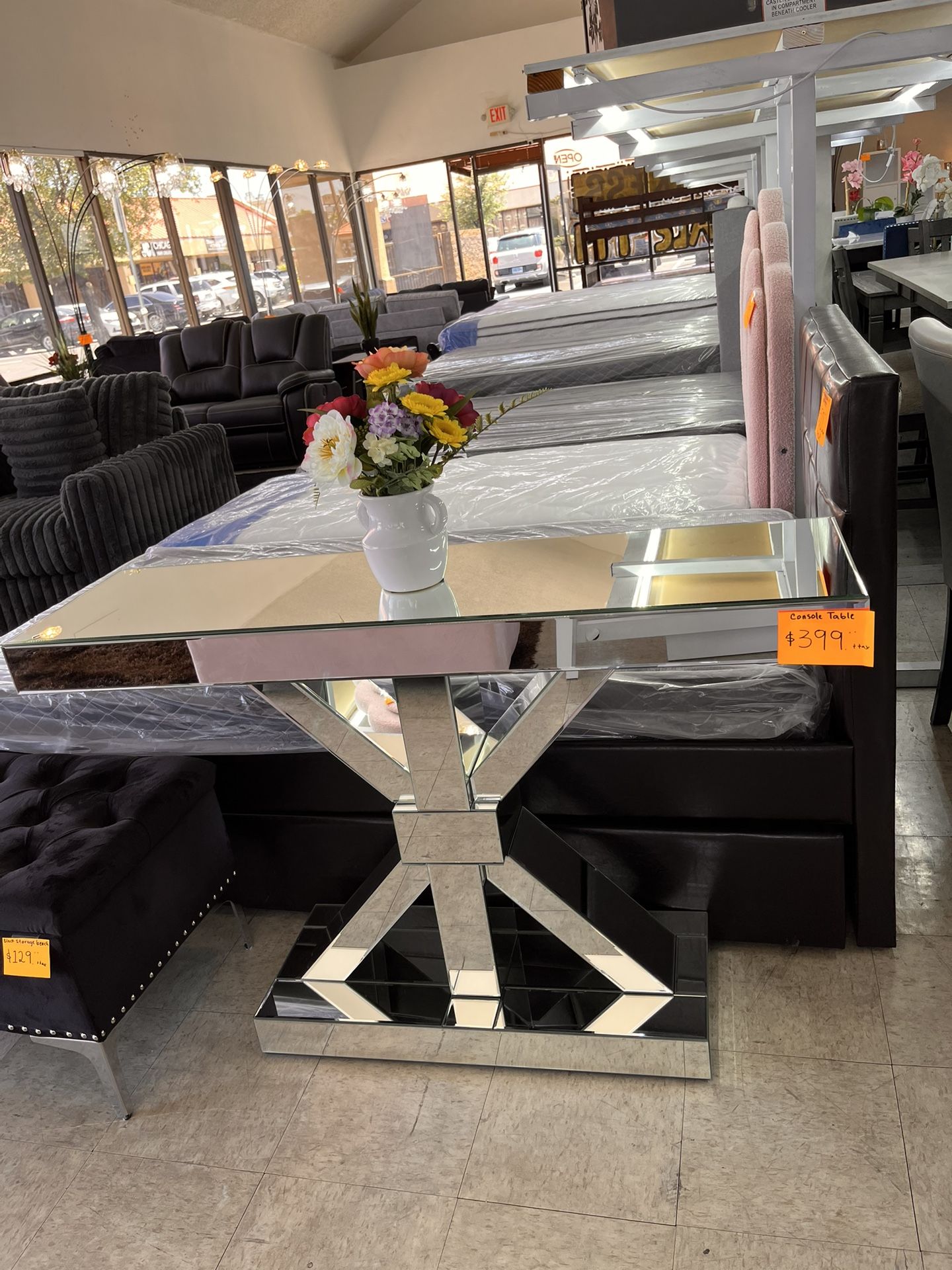 Beautiful Console Table/ Entry Table By Coaster
