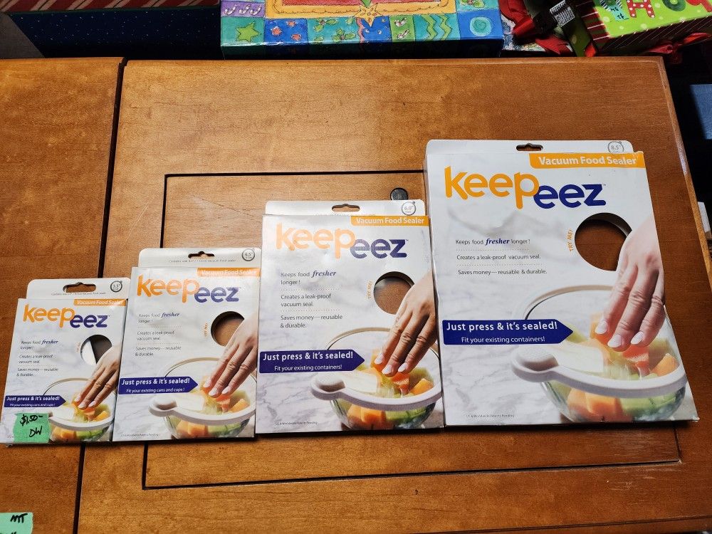 Keepeez Vacuum Food Sealers 4 Pieces Lid Press N Seal BPA Free Preserve Food New