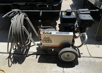 MI-T-M CBA-4004-1MGM 4000 psi Power Washer