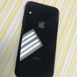 iPhone XR 64GB Unlocked Excellent Condition 