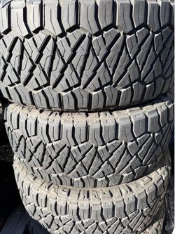 NITTO RIDGE GRAPPLER TIRES 265/50R20