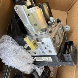 Prius ABS PUMP 2008