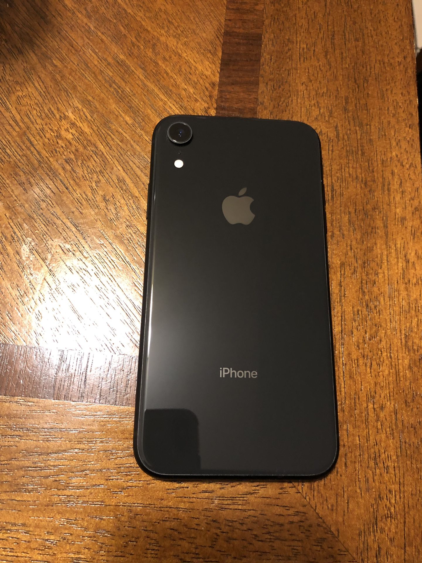iPhone XR Black for Sale in Columbus, OH - OfferUp