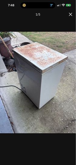 Small Chest Freezer with Rust works perfect garage freezer