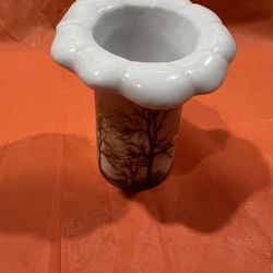 VINTAGE FLOWER SHAPED PORCELAIN TREE MOTIF VASE