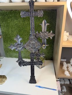 Large metal cross 25 inches tall by 14 inches wide