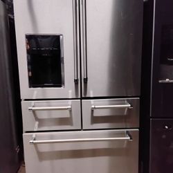 🥳refrigerator Fridge KITCHEN AID 😍 very nice refrigerator Super Price $900 Send Message 💬