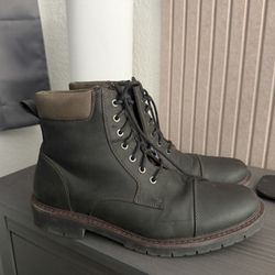 Dockers Boots Size 11