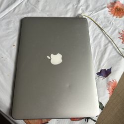 MacBook Air (2014)