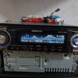 Kenwood Radio 
