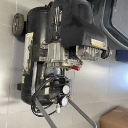Compressor 8 Gallon 