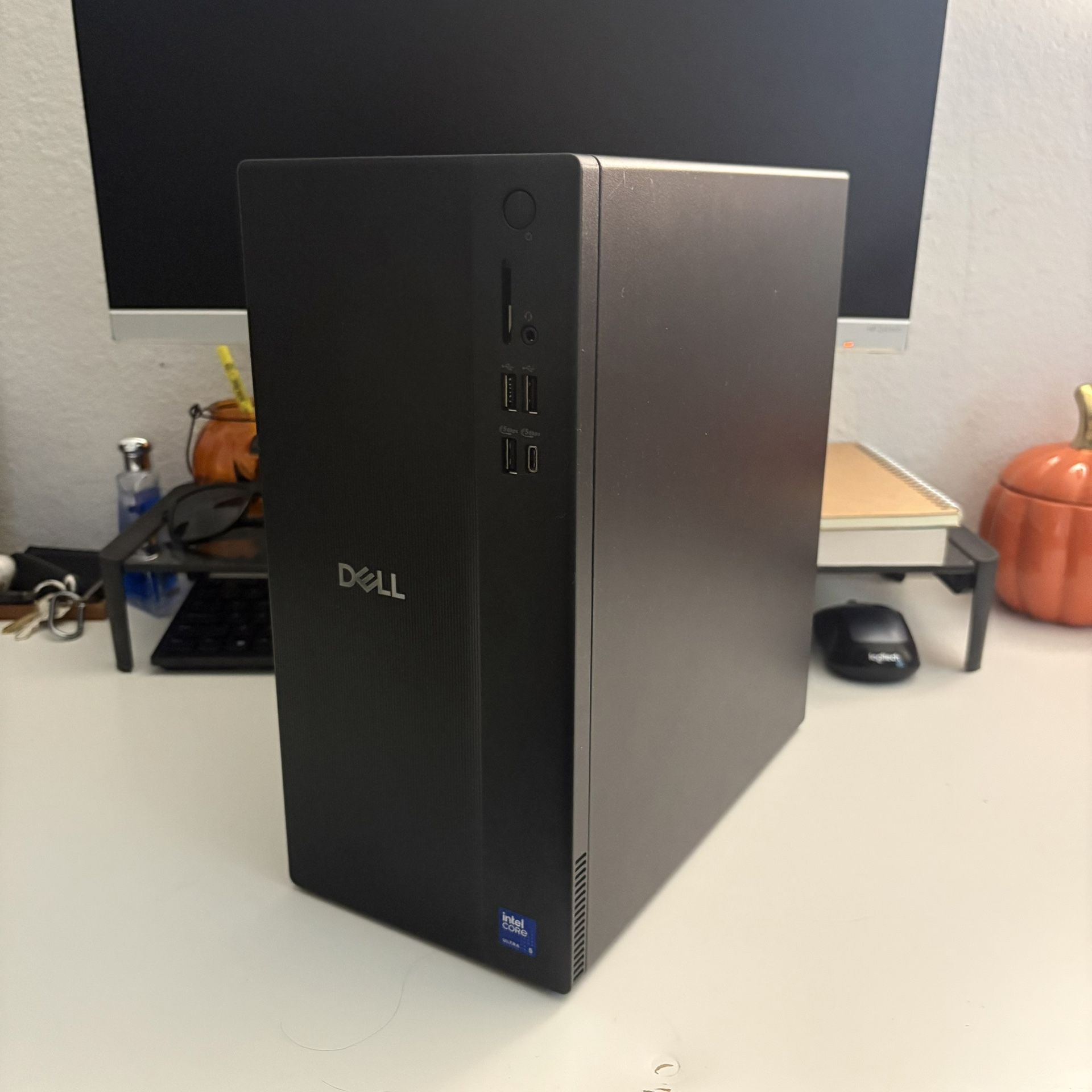 Dell Desktop 2025