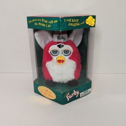 Furby Christmas Holiday Santa 1999 NEW
