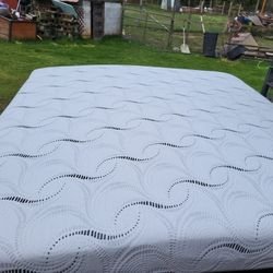 RV king memory foam matress 