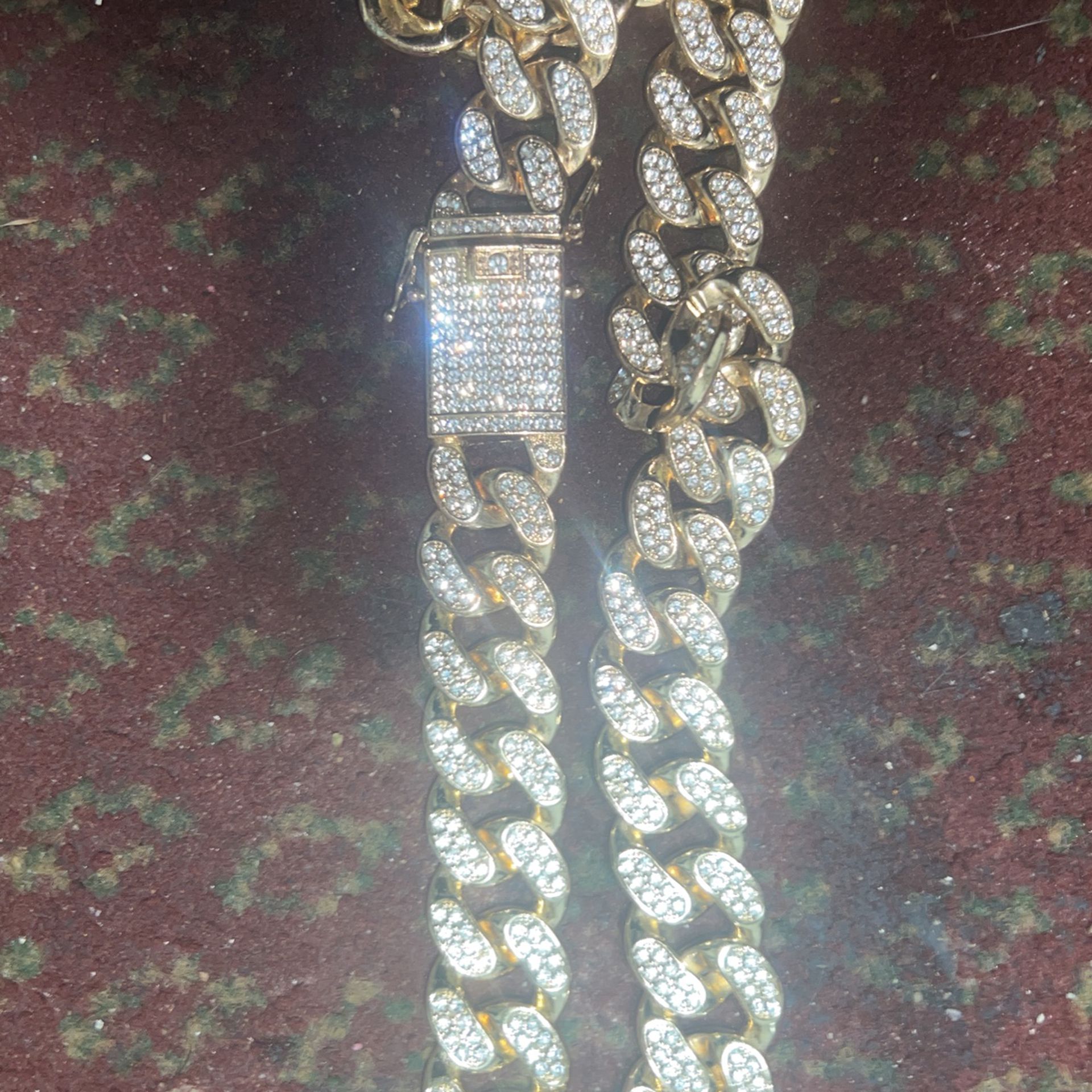 Gold And And Diamond Chain 