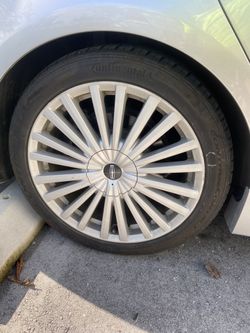 Lincoln MKZ Rims And Tires