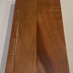WOODEN CUTTING BOARD 