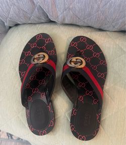 Gucci sandals