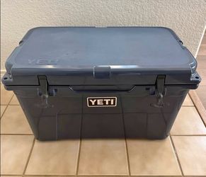 YETI Tundra Hard Cooler