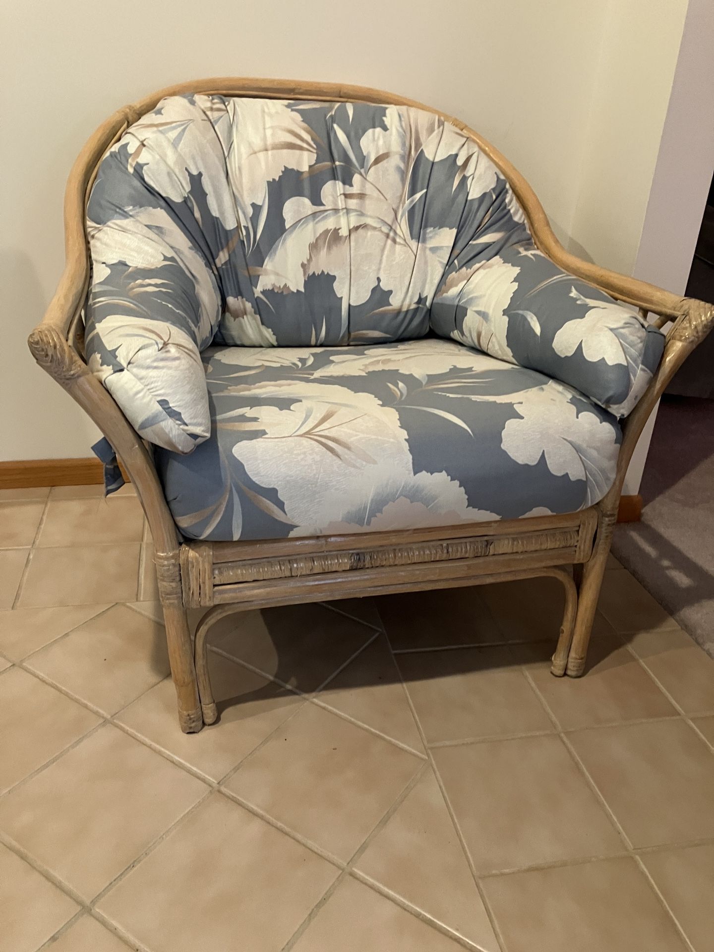Sun Room Furniture Set