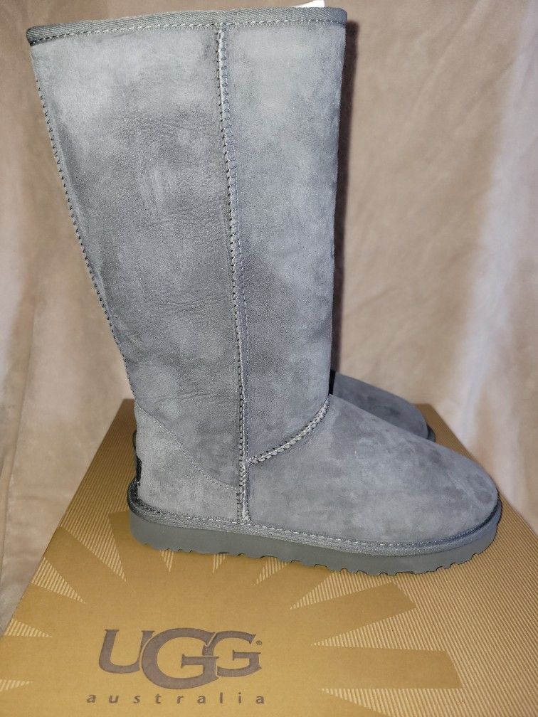 Women's UGG Classic Tall Boots