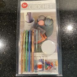 Boye Crochet for Beginners Kit: 15 Easy Projects Book with Needles/Hooks NEW