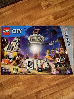 Lego City Space Base & Rocket Launchpad 