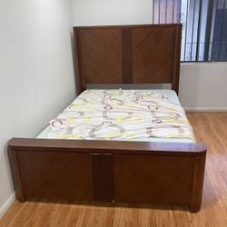 bed frame with matress