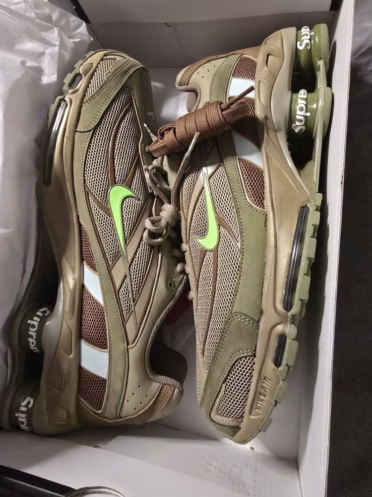 Nike Shox Ride 2 Supreme 