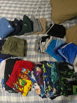 Boys sz 7/8 & 8 clothes Nike sz 4 crocks 3/4