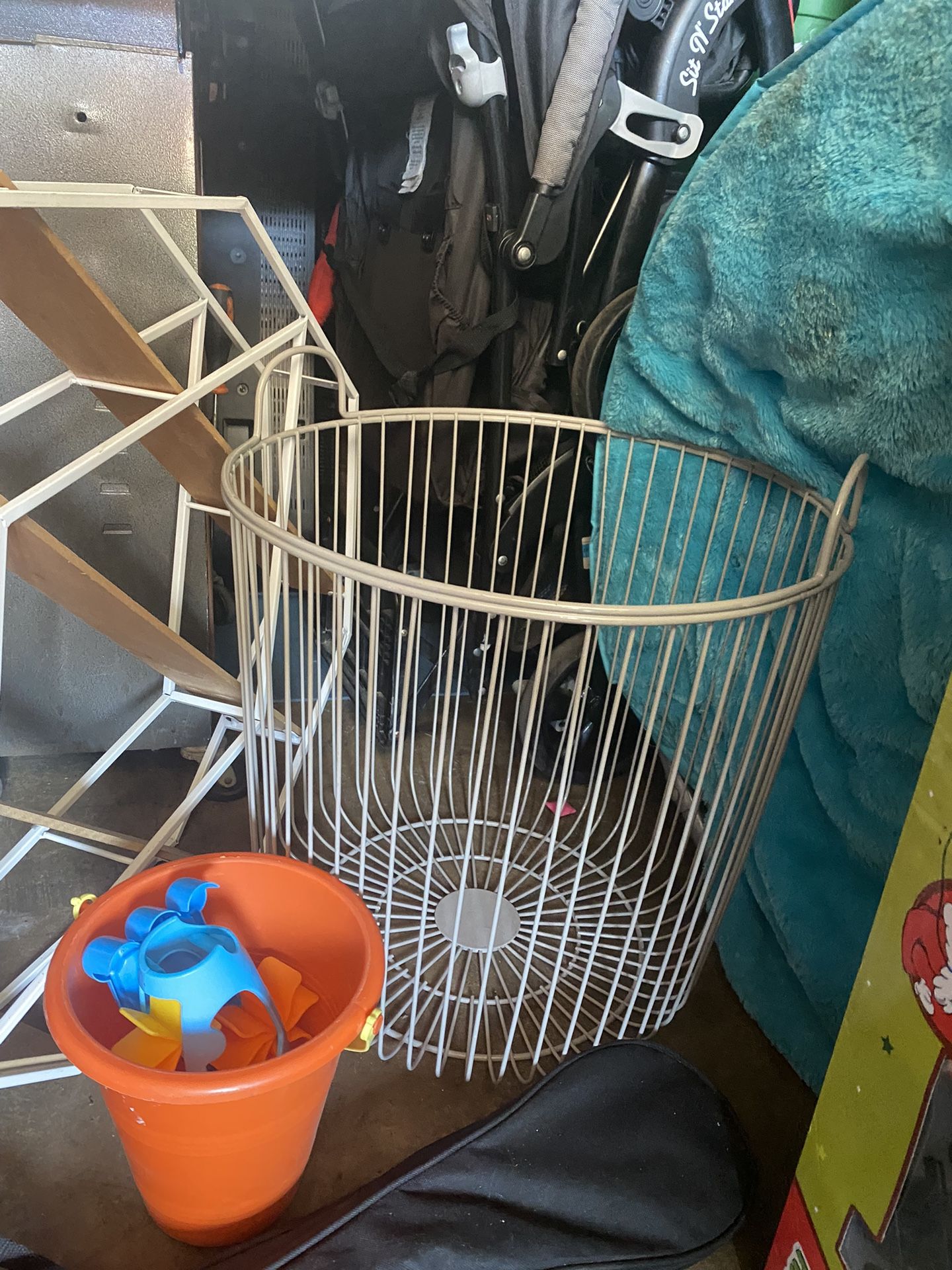 Storage / Blanket Basket