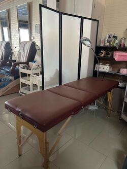 Lash/ Massage bed & mattress