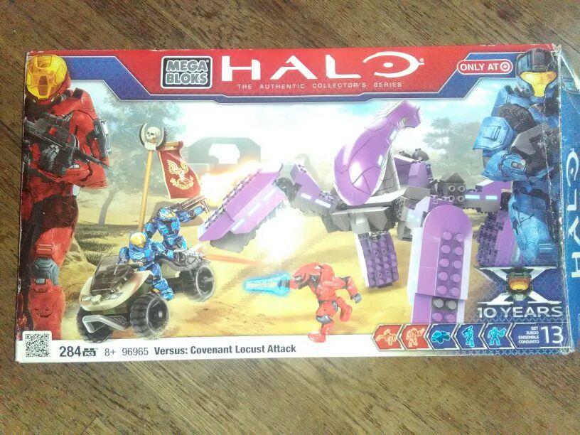 284 PCs mega bloks halo versus covenant locust attack